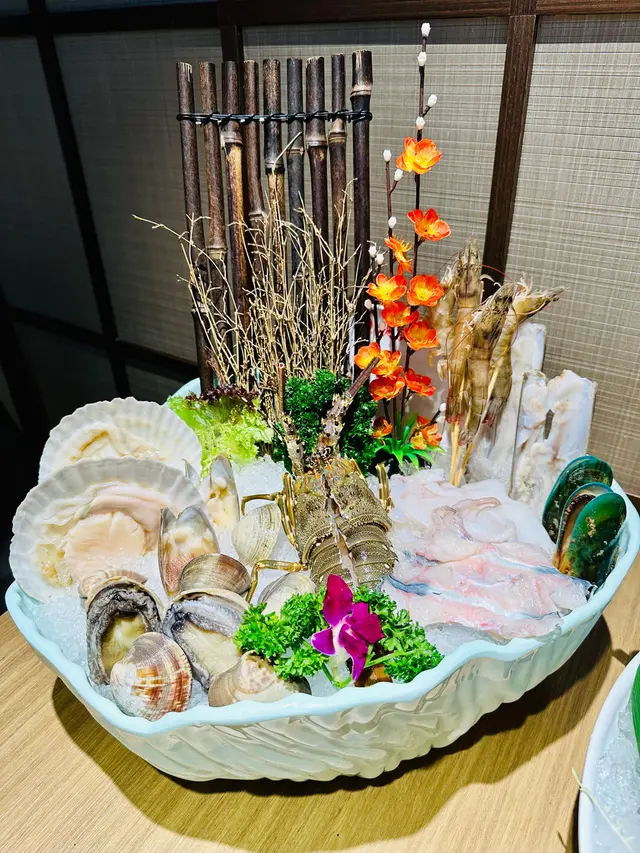 波士頓龍蝦海鮮盤