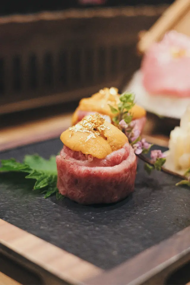 日本海膽配火灸A4宮崎和牛壽司