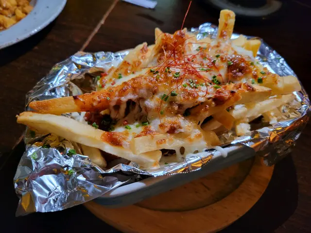 芝士肉醬焗薯條