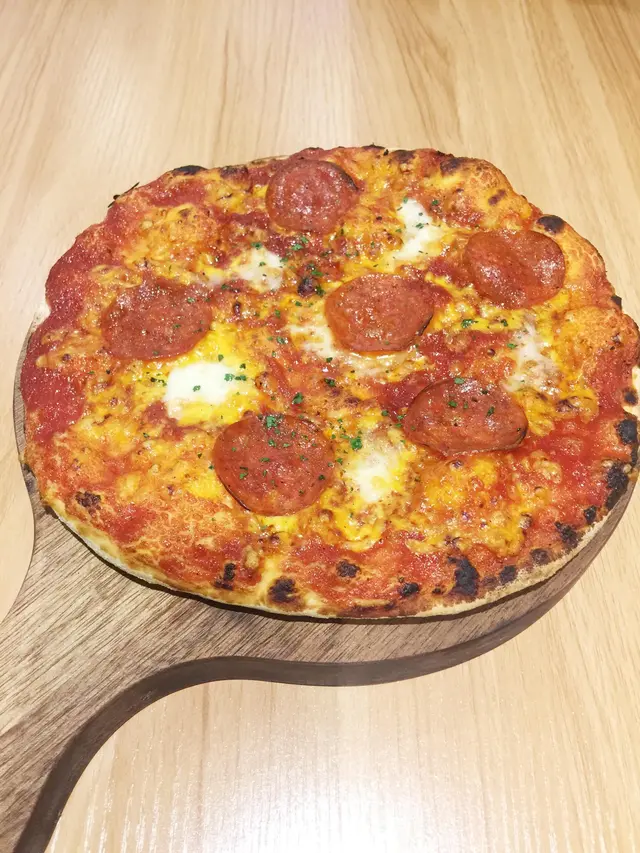 意大利辣肉腸PIZZA