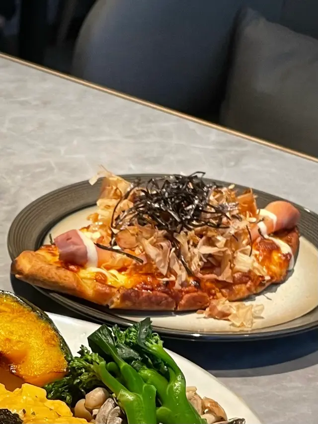 日式大阪燒風味煙三文魚薄餅
