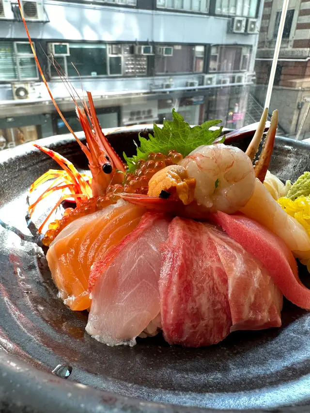 海鮮丼