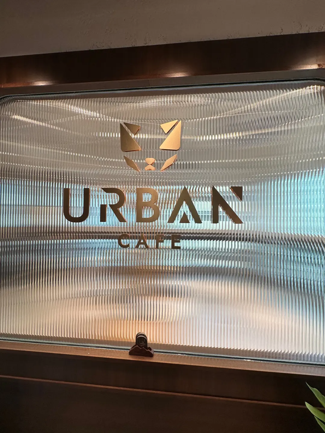 URBAN Cafe (兆萬中心)
