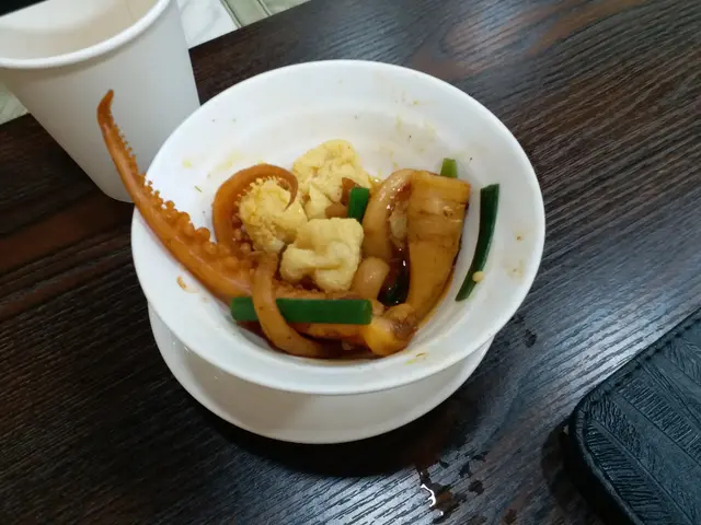咖哩魷魚中嘅豆卜
