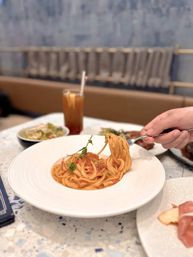 北海道三文魚籽海膽意大利粉