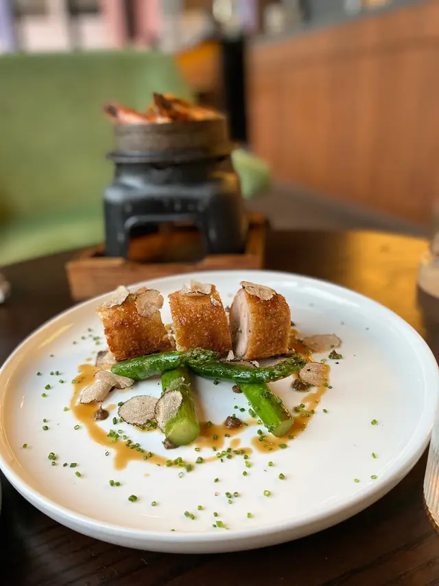 松露牛油牛肝菌雞肉卷