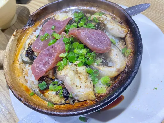 白鱔煲仔飯