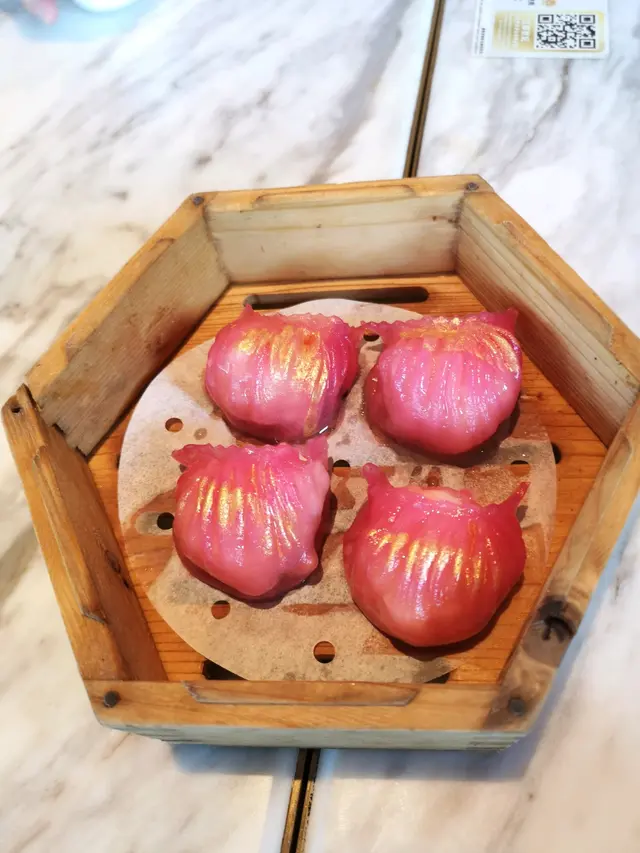 唔記得價錢及全名