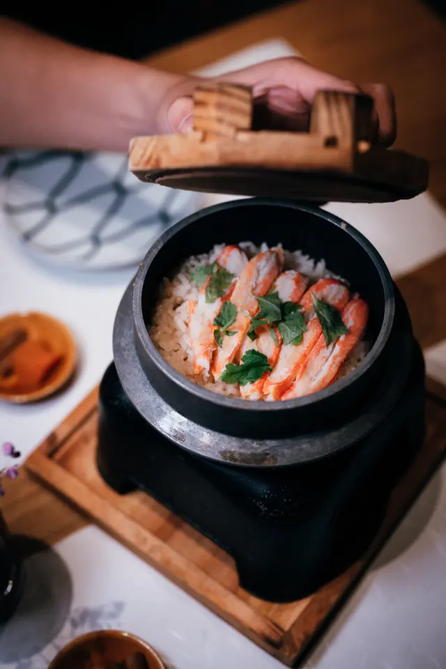 北海道松葉蟹釜飯