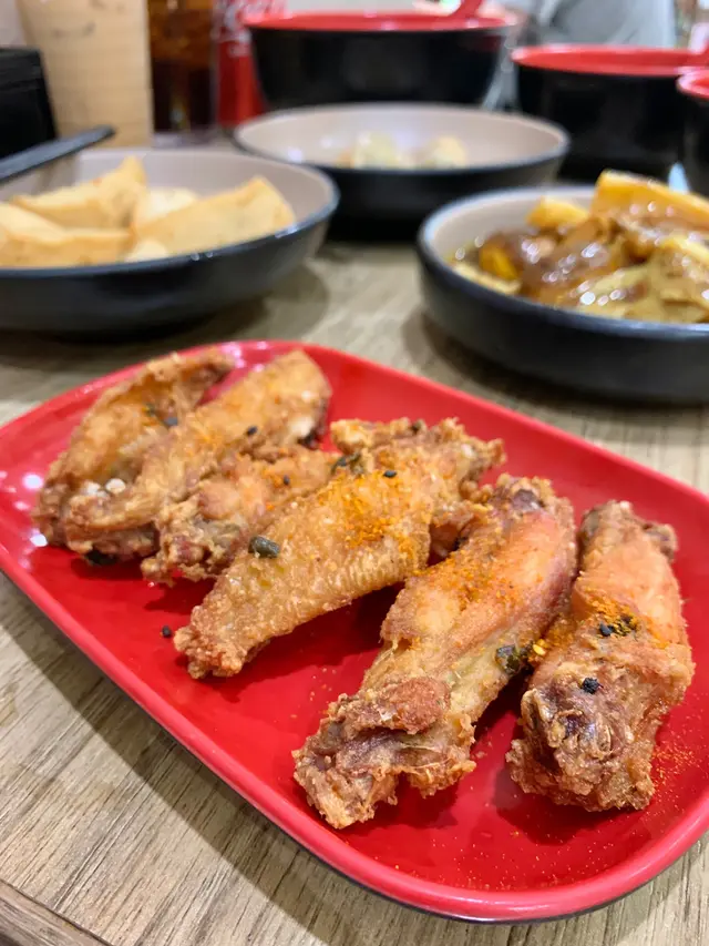 生炸香辣單骨雞翼