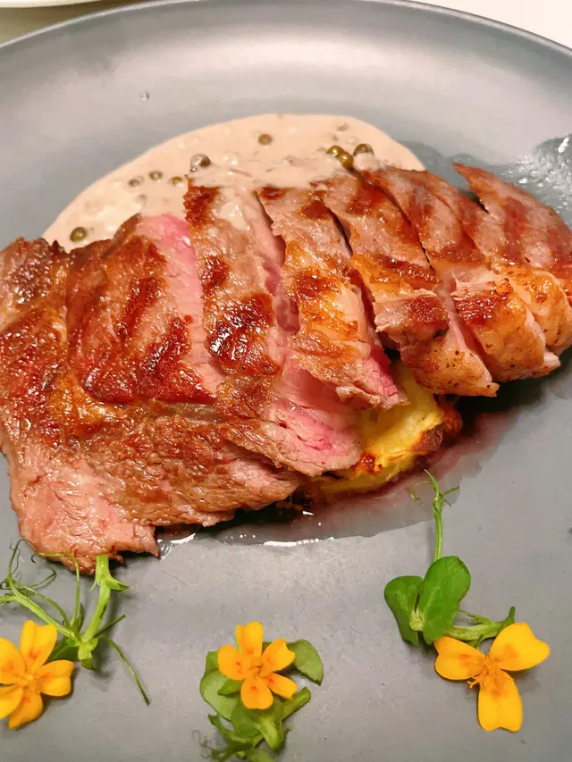 套餐加錢點的，有牛肉味，份量不多，但好味