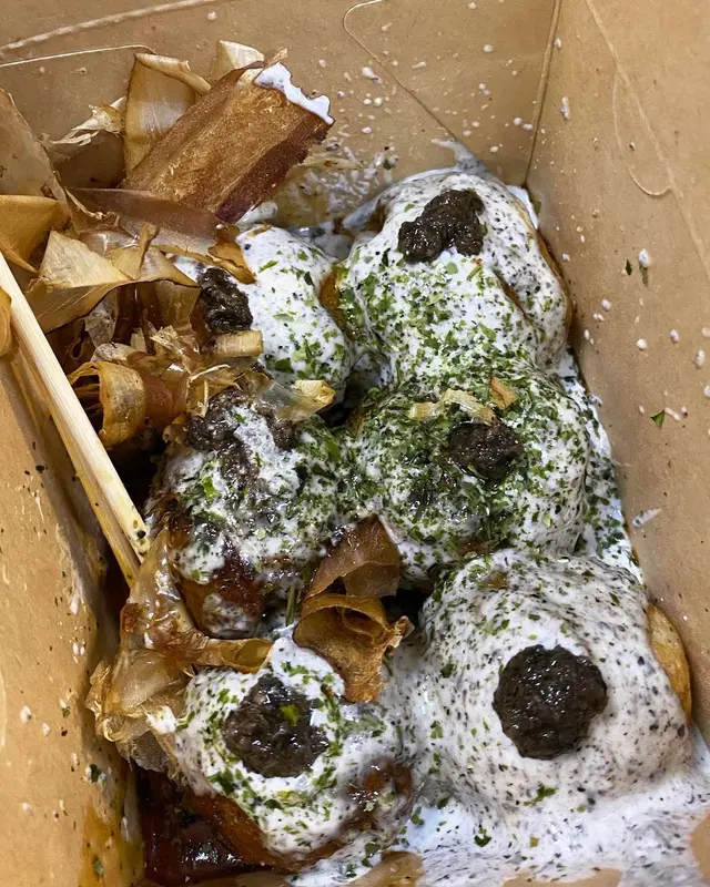 黑松露章魚燒