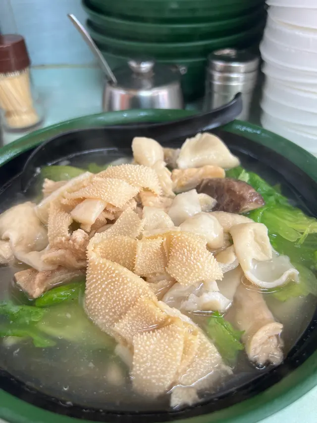 豬腸油渣麵+牛柏葉