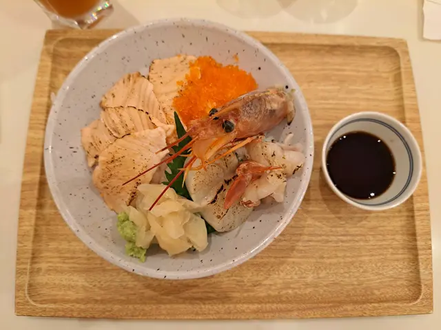 炙燒海鮮丼