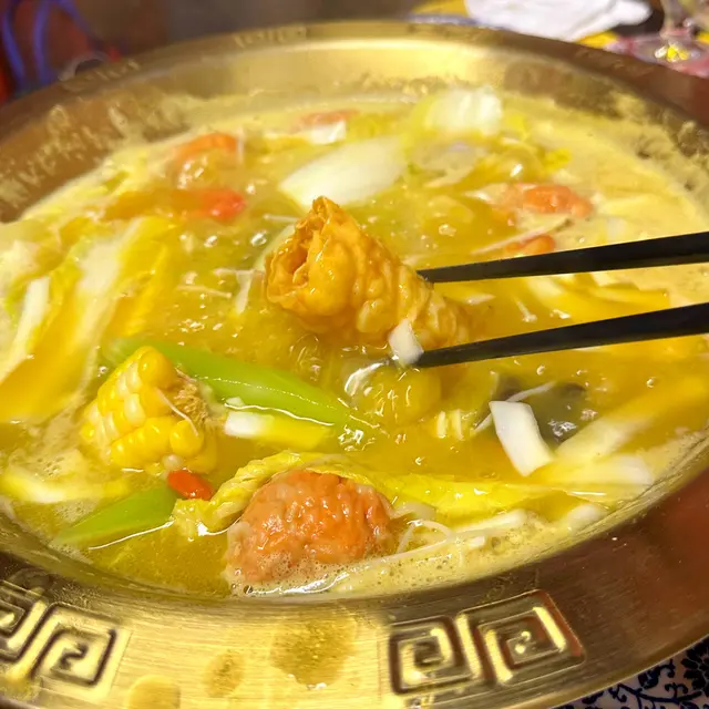 椰子蕃薯蜆濃湯鍋