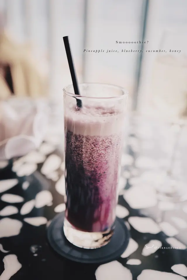 Pineapple juice, blueberry, cucumber, honey