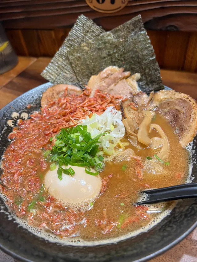 友人說湯底比較重口味