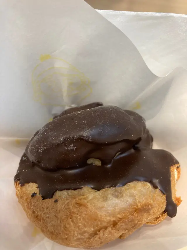 朱古力脆皮泡芙