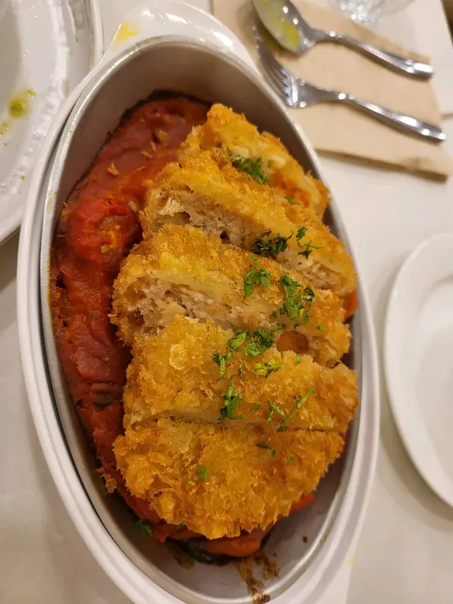 鮮茄焗豬扒包飯