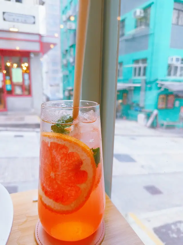 Elderflower and Grapefruit Soda