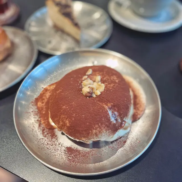 Tiramisu Bagel