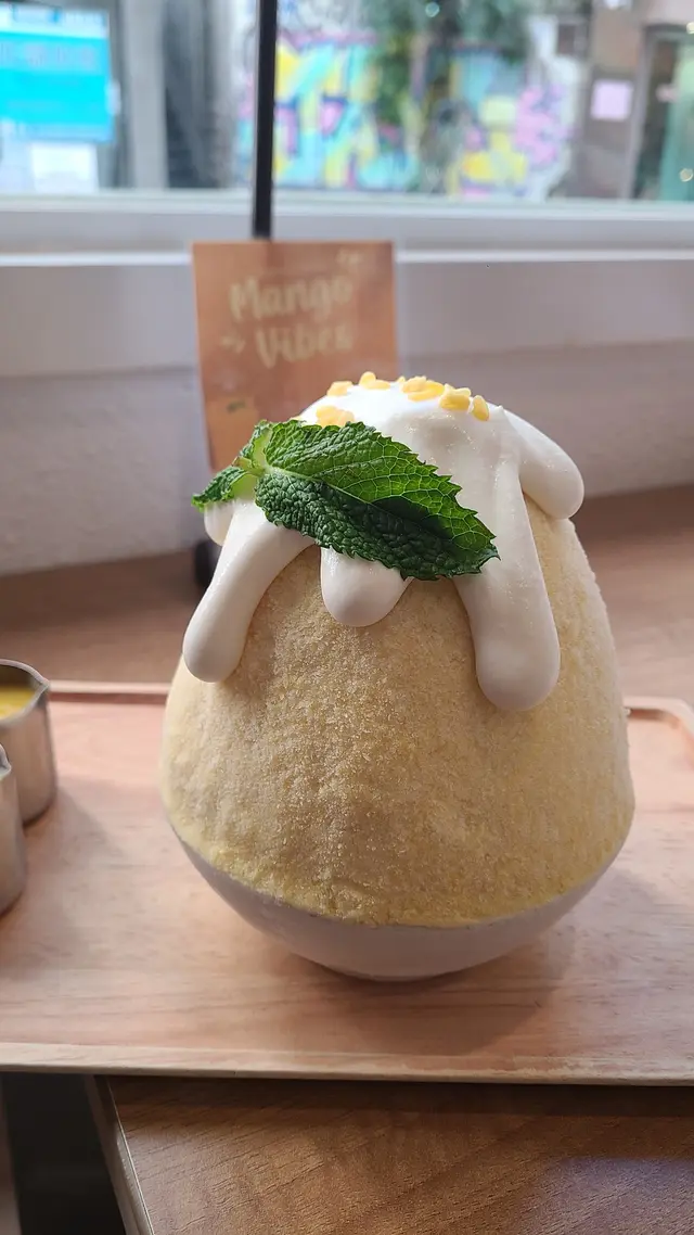 芒果糯米飯刨冰