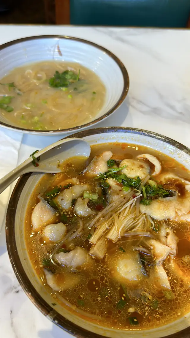 水煮魚配紅薯粉