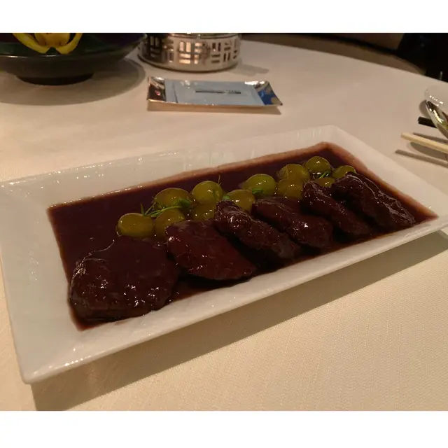 巨峰提子煎牛柳