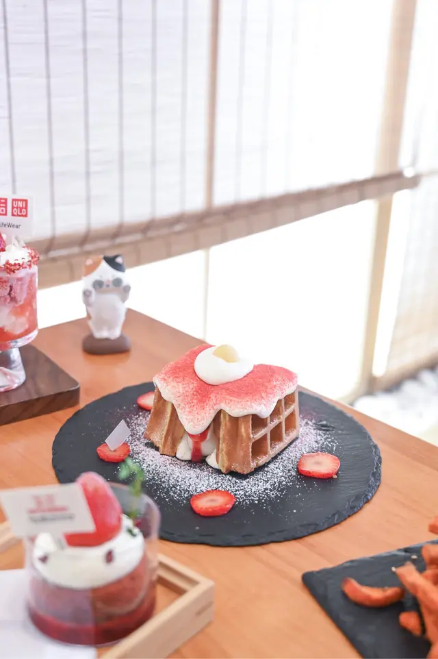 𝐄 𝐅𝐨𝐫 𝐄𝐠𝐠紅色版奶蓋窩夫