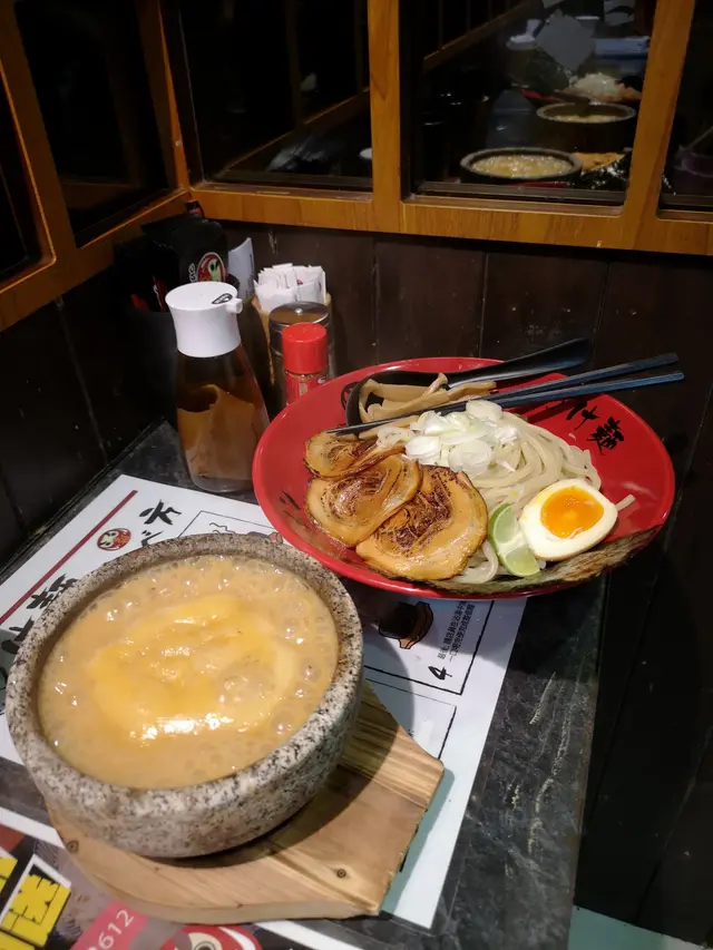 元祖龍蝦沾麵