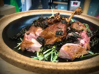 煙燻樟茶鴨
