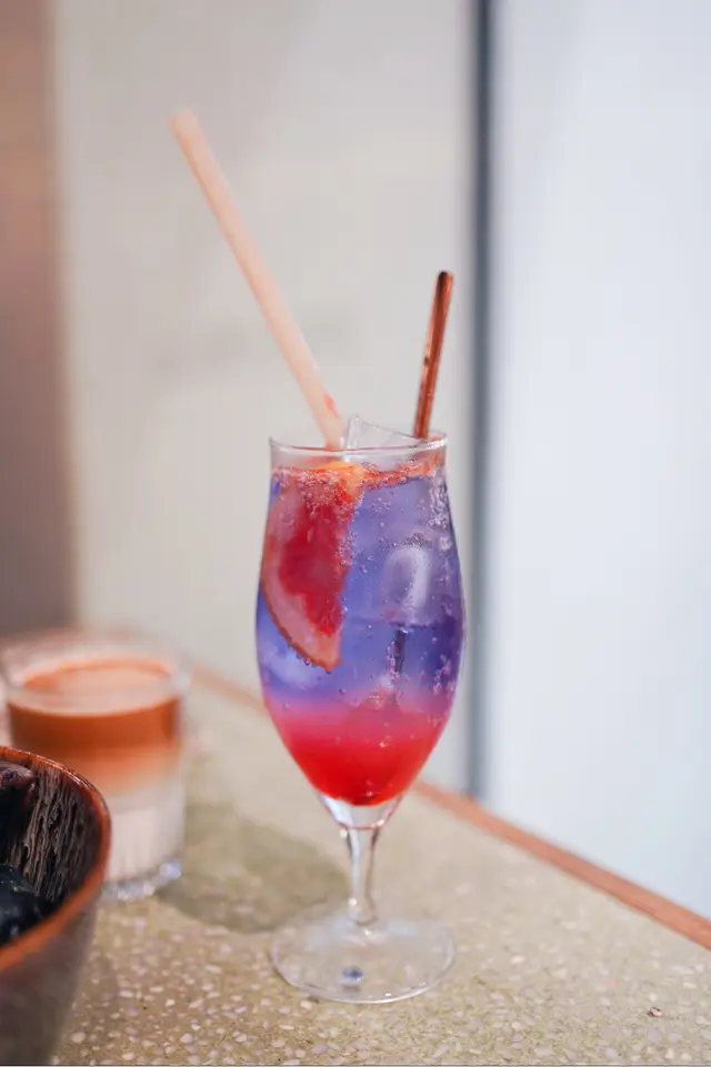 Aurora  Grapefruit  Soda