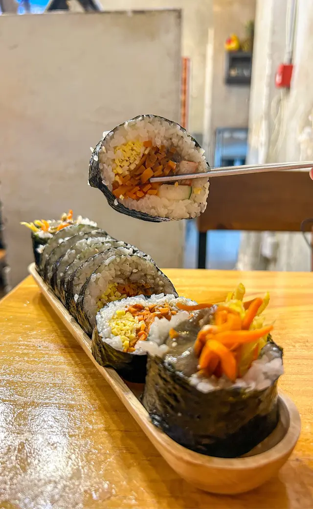 紫菜包飯