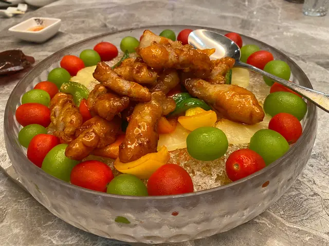 冰鎮鳳梨生炒骨