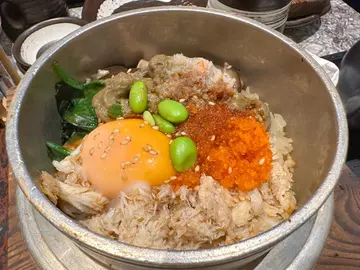 松叶蟹肉釜饭
