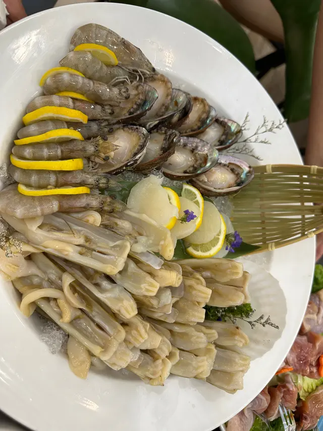 人頭多都俾得好足