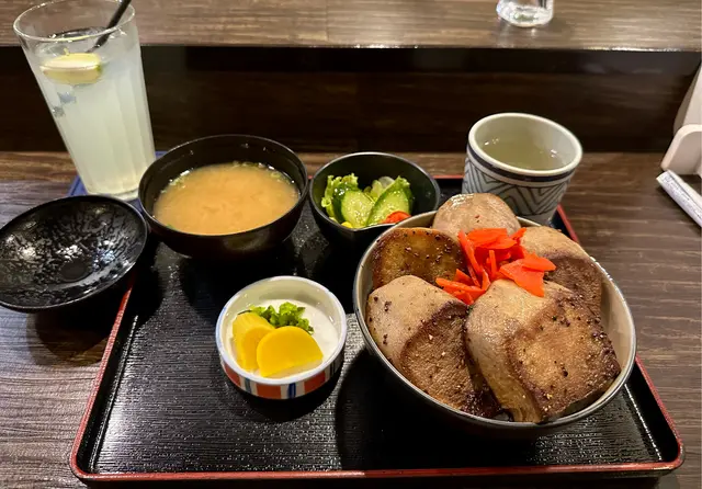 厚燒牛舌飯