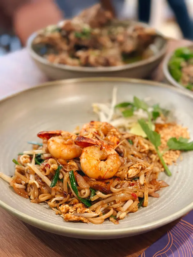 泰式大蝦炒金邊粉