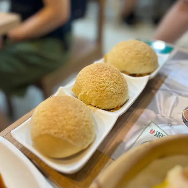 酥皮焗叉燒包