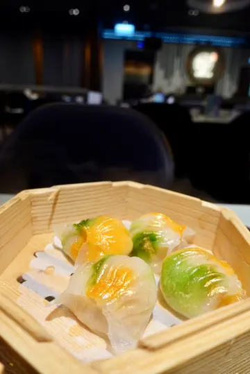 彩虹虾饺