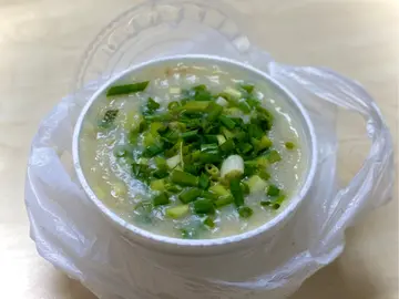 皮蛋瘦肉粥