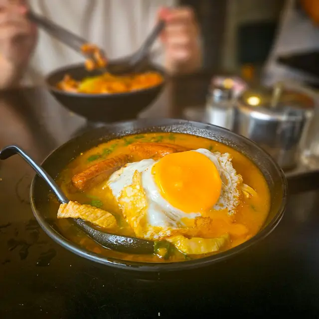 雞翼煎蛋肉眼筋冬陰公出前一丁