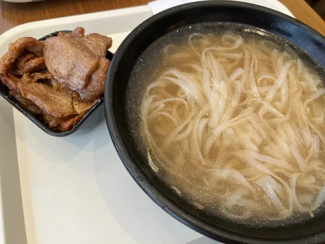 烤豬肉湯河