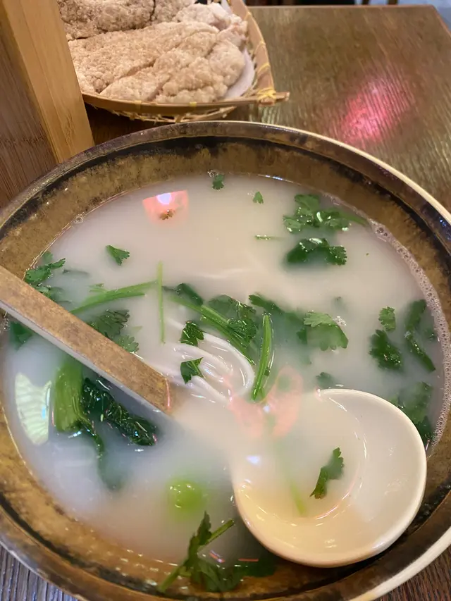 鹽酥豬扒麵