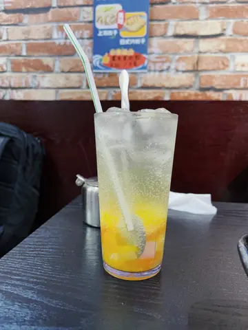 雜果芒果梳打