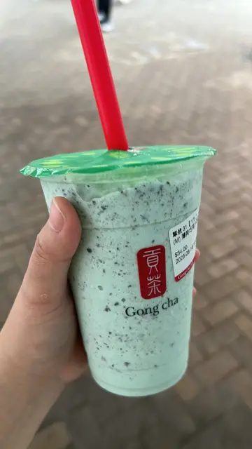 难饮好癫,劲水,除左冰之外饮唔好其他味道。店员态度超级恶劣,不耐烦到爆炸,不断黑面