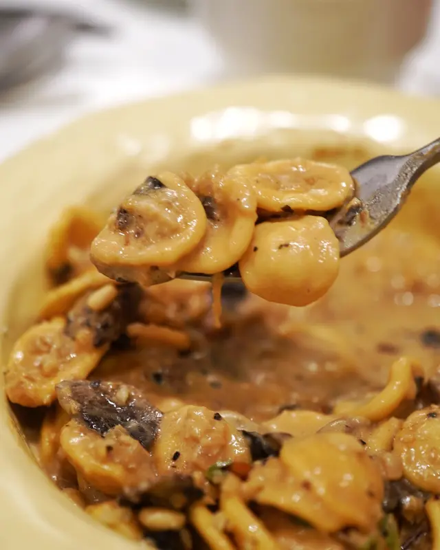 松露油忌廉大啡菇貓耳朵