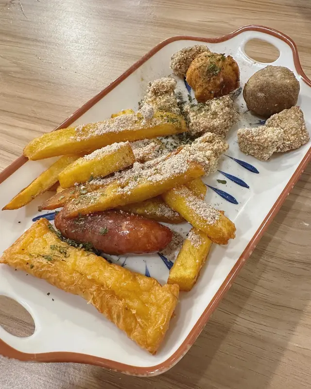 炸物拼盤