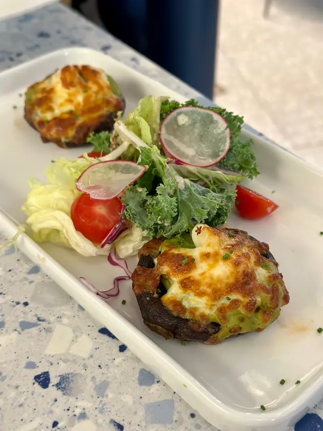 牛油果大蝦芝士焗大啡菇