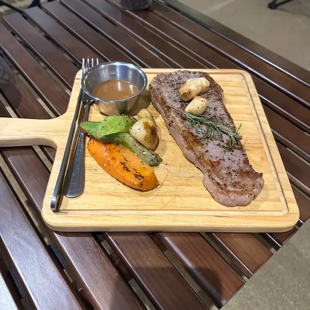 穀飼安格斯西冷8安士（二人餐主菜）